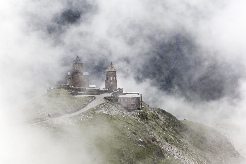 Kazbegi - kostel Nejsvětější Trojce