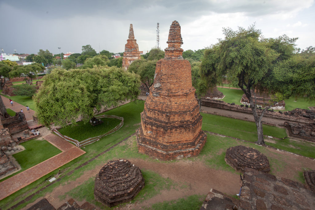 Wat Ratchaburana - vyhled stupa